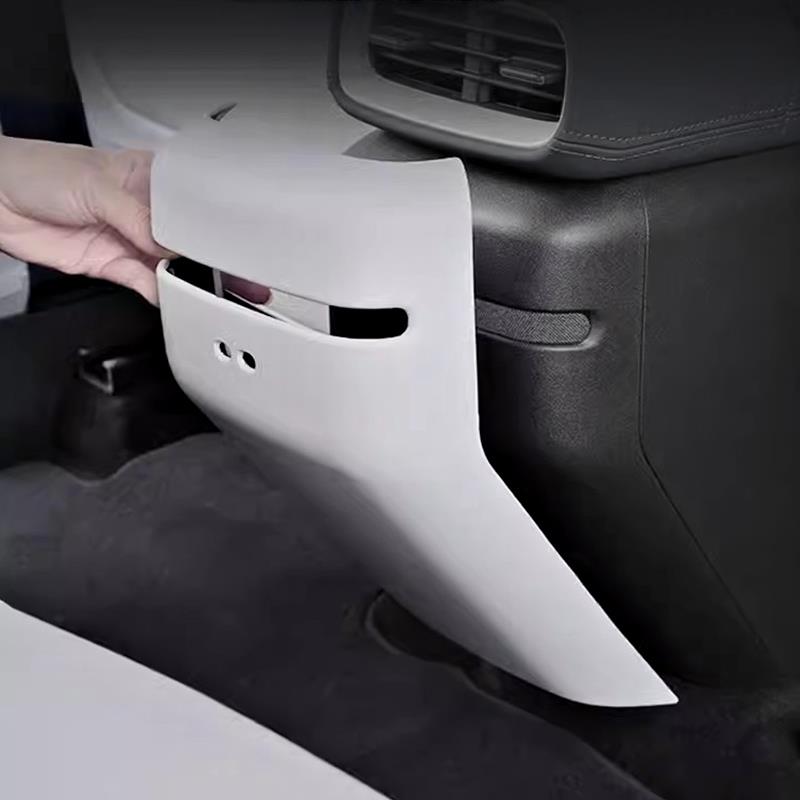 小鹏G6后排防踢垫汽车内饰改装装饰扶手箱防踢板保护盖壳配件