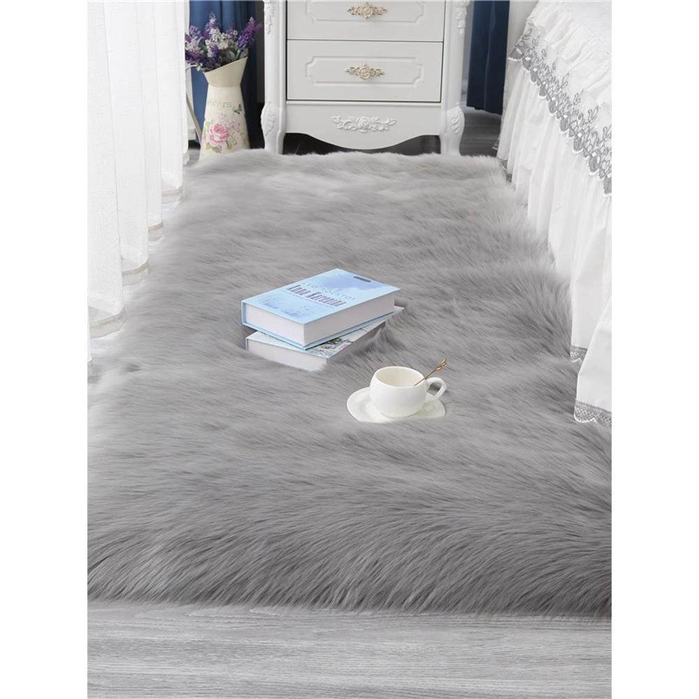 日本长毛绒地毯ins北欧风卧室床边简约地垫彷羊毛橱窗装饰垫坐垫