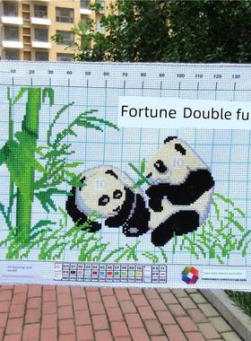 纯手工绣花挑花成品出售，福彩双全熊猫画动物新客厅小简易