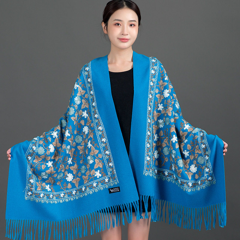 中国红色刺绣仿羊绒绣花围巾女秋冬旗袍空调披肩夏外搭多用妈妈款