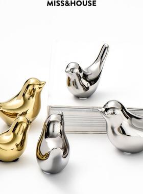 小西嘉斯堪的纳维亚无障碍豪华金银鸟陶瓷饰品客厅创意陈设办公室