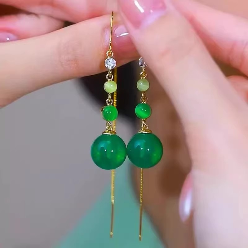港风复古绿色水滴吊坠耳扣长款流苏小众设计感耳坠气质百搭耳饰女