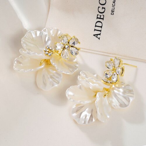 锆石花朵贝壳花瓣耳针女耳钉甜美清新耳环女士轻奢高级感耳饰品女