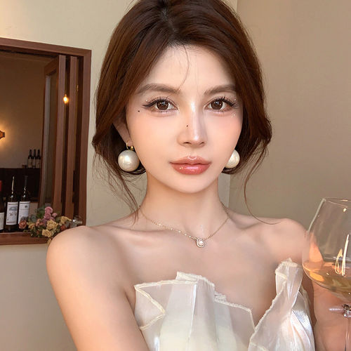 大珍珠耳环2026新款爆款高级感轻奢耳饰独特漂亮气质大气夸张耳钉