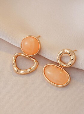 高级感复古港风橙色几何耳环时尚气质简约百搭不对称耳钉设计感环