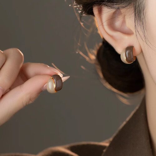 法式复古美拉德撞色滴釉耳钉小众设计精致简约百搭独特高级感耳饰