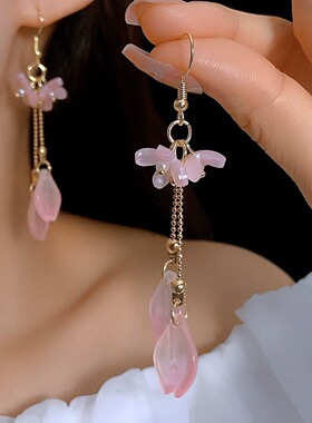 春夏新款紫色花瓣浪漫流苏耳钩长款水滴珍珠耳饰度假风超仙耳坠女