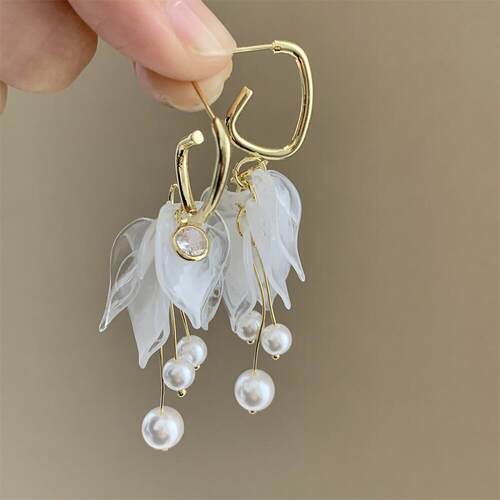 S925银针超仙甜美花瓣珍珠流苏耳环耳坠耳钉设计感气质度假风耳饰