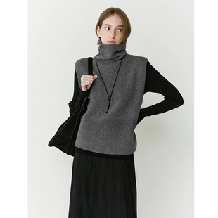 日系高级感灰色堆堆领针织马甲女秋冬慵懒保暖高领马甲背心上衣厚