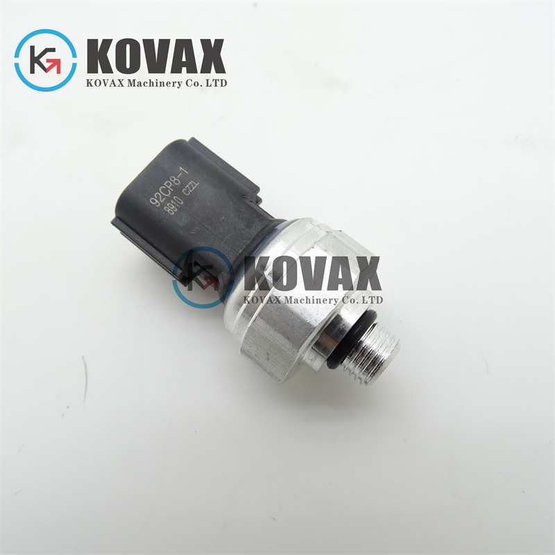 92CP8-12 压力开关传感器 92136-1FA0A 挖掘机零配件 现货