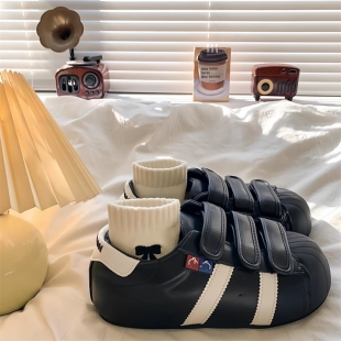 贝壳头魔术贴德训鞋女2025年新款小白鞋内增高丑萌大头运动休闲鞋