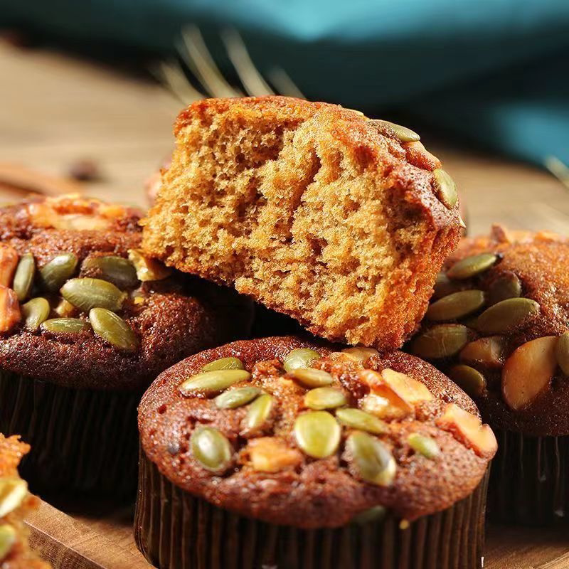 坚果枣糕营养健康早餐手工枣糕蛋糕糕点心休闲零食品面包整箱批发