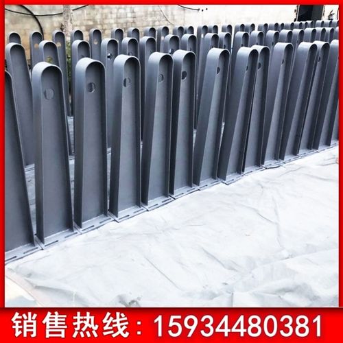 雨棚钢梁雨棚支架雨篷牛腿挑梁雨棚钢结构支架玻璃幕墙点式爪件