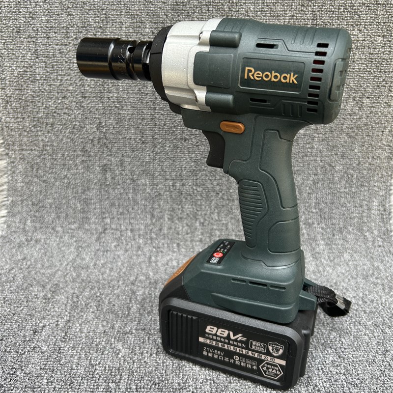 力扳王磊峰无刷电动扳手T-18锂电池架子工木工汽修冲击风炮400N