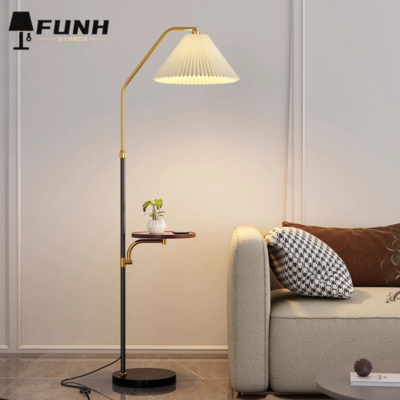 FUNH瑞士北欧百褶落地灯极简