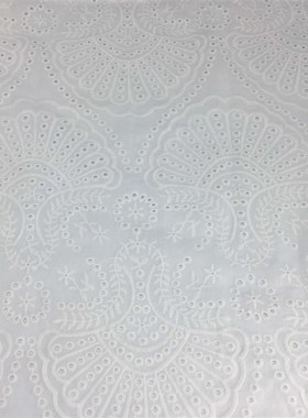 9088棉布绣花面料 白色棉布满幅刺绣 上衣连衣裙镂空绣花面料