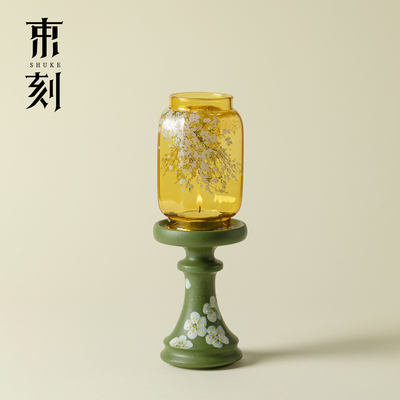 手绘春野梨絮明清烛台