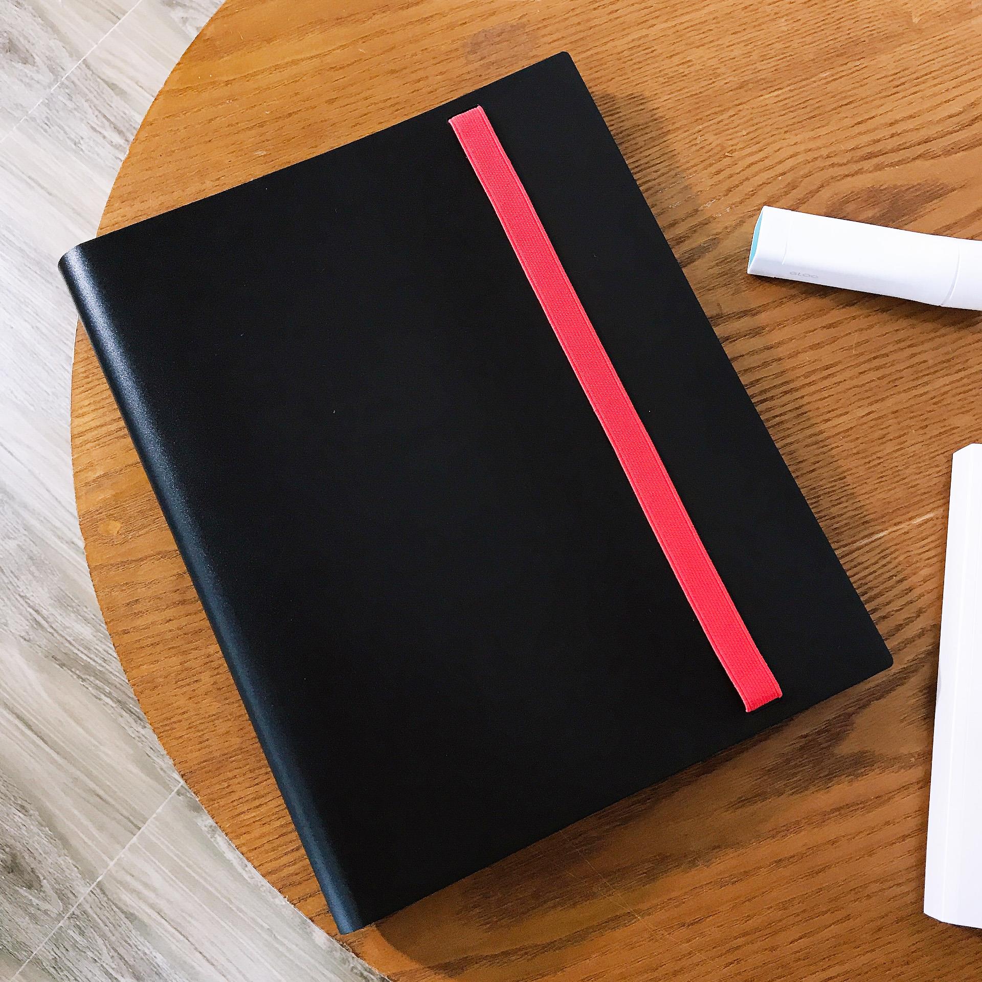 瑞胤祥九格游戏卡册收集本大容量收纳册明星专辑小卡片卡册绑带款