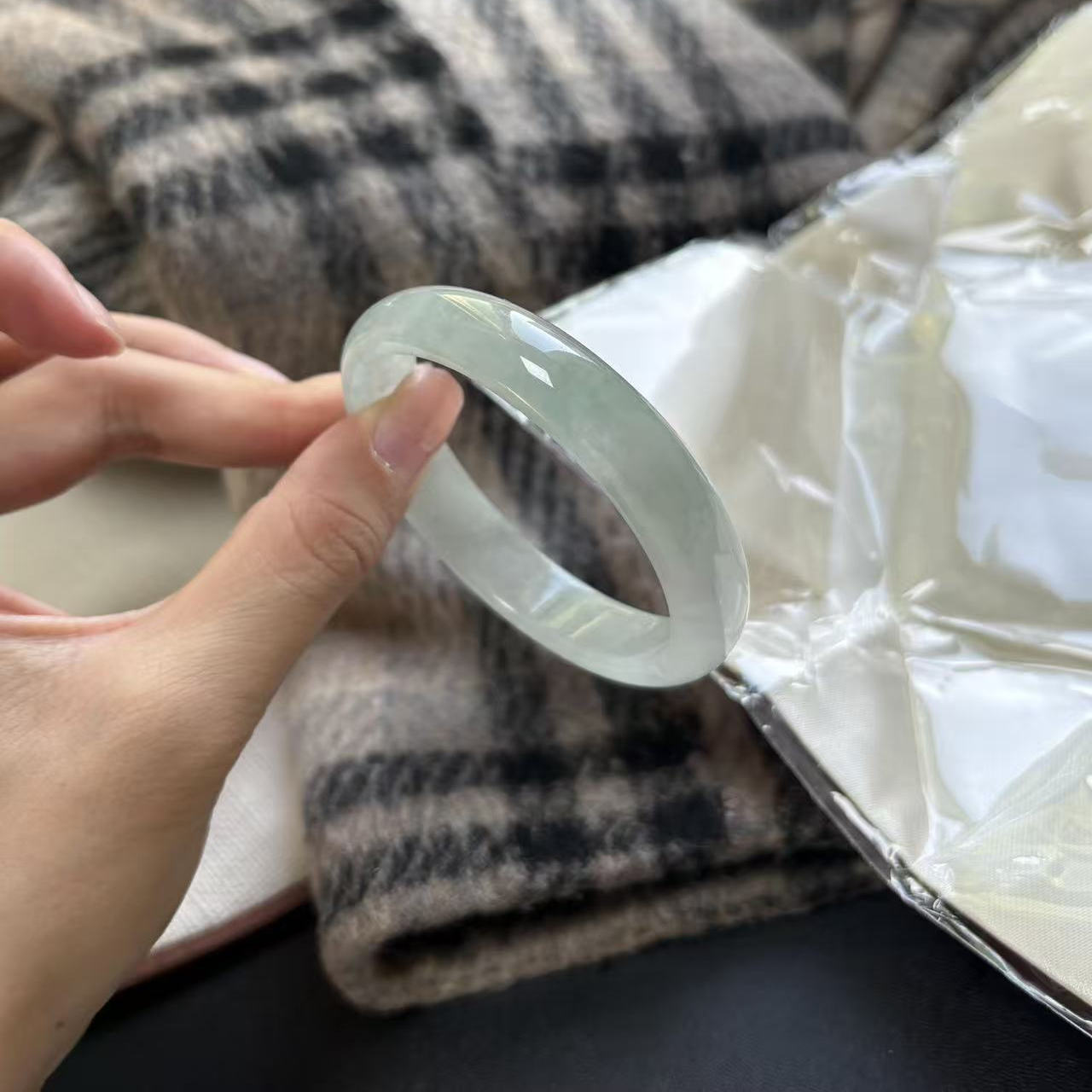 玉长情【清丽系列】翡翠玉手镯子