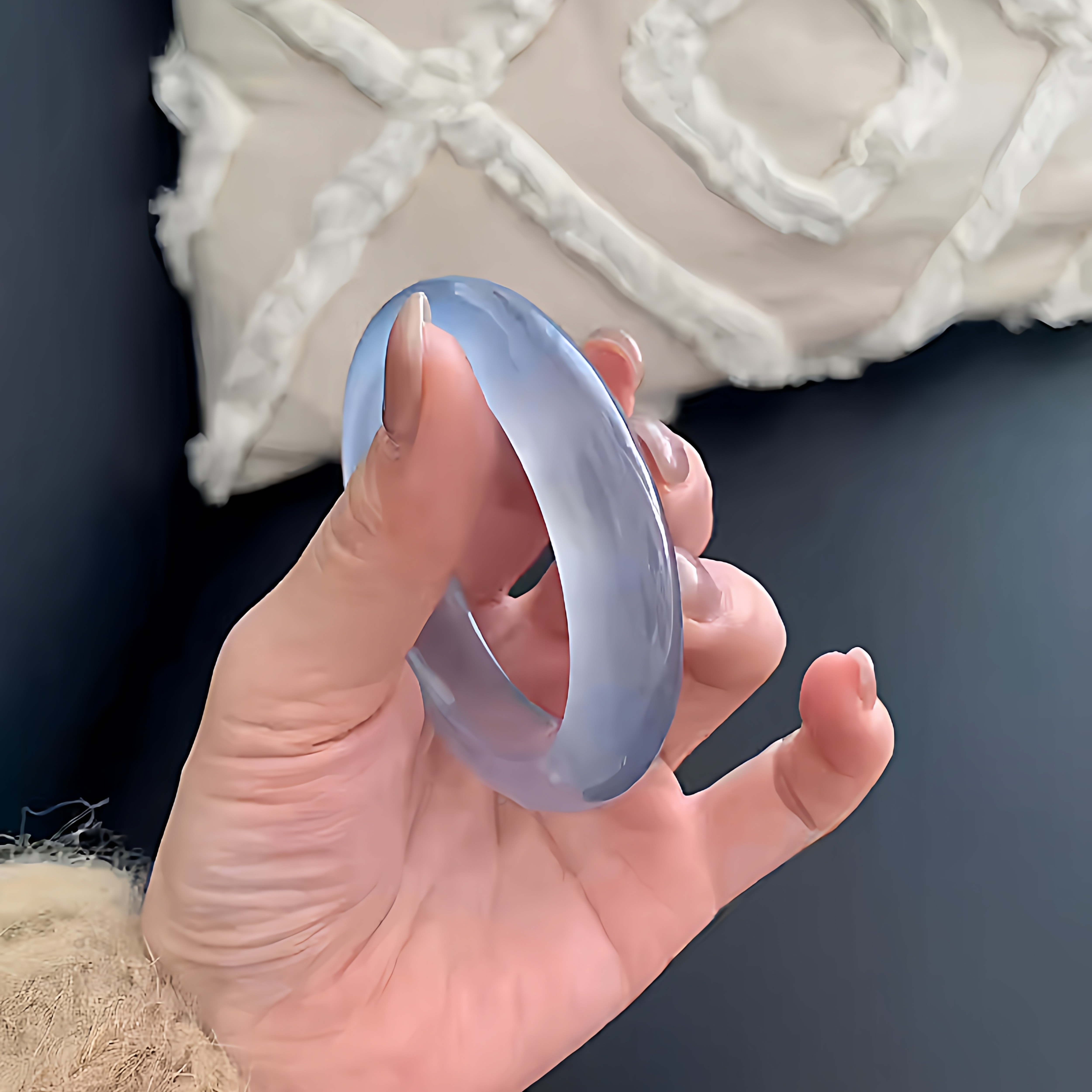 玉长情【湖水系列】缅甸翡翠冰种飘花玉手镯子女高端贵妃玉石处理