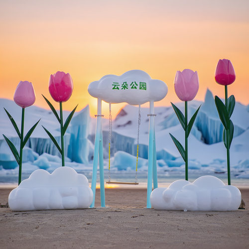 网红气球云朵秋千雕塑摆件户外海边民宿景区婚庆打卡拍照美陈装饰