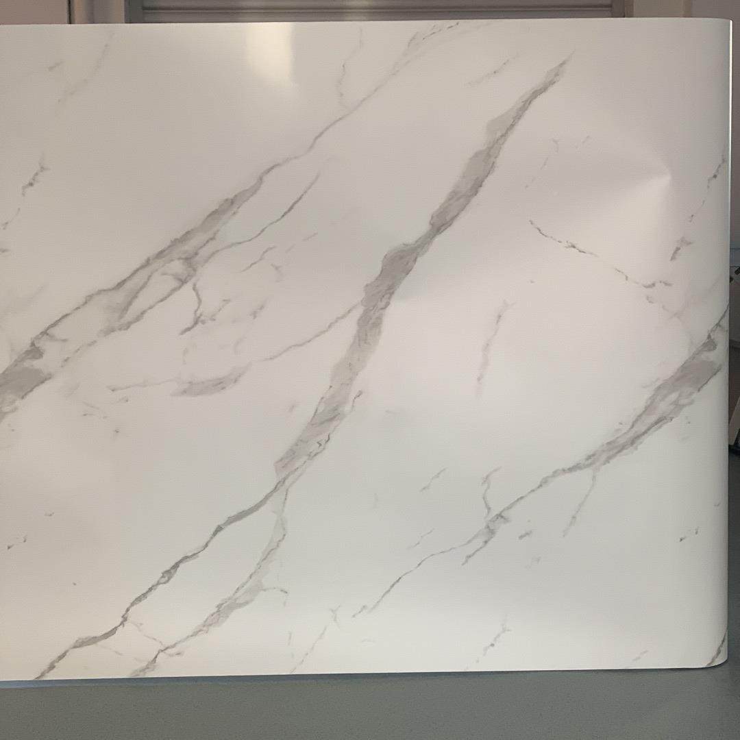 厚带导槽仿理特石大纹装饰贴膜自粘墙纸壁纸翻新贴纸气VNI波音软