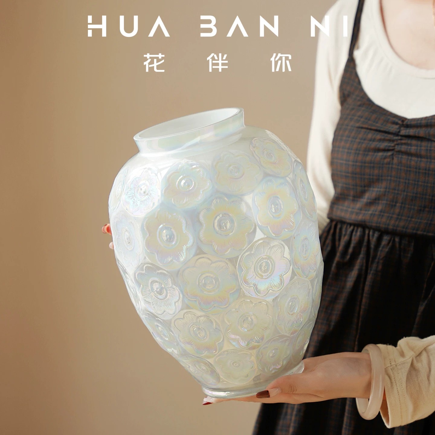 北欧风彩色透明玻璃花瓶套装图片