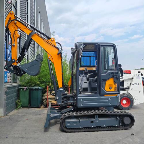 4吨挖掘机动臂侧摆EPA出口意大利Excavator with  branded engin