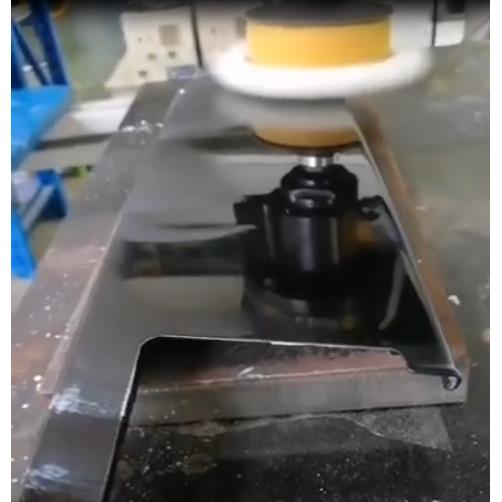 非标动化T-DM2ST-DM233汽S车油漆面打磨自抛光动化打磨自解决方案