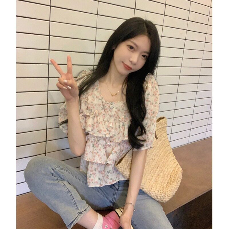 法式复古甜美方领泡泡袖碎花短袖荷叶边雪纺衫女夏季2024新款上衣