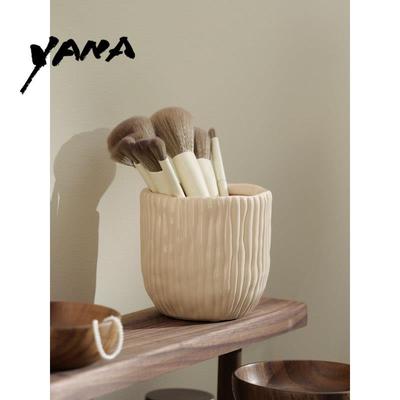 YANA亚纳 高颜值大容量化妆刷条纹收纳筒桌面无盖梳子眉笔收纳桶