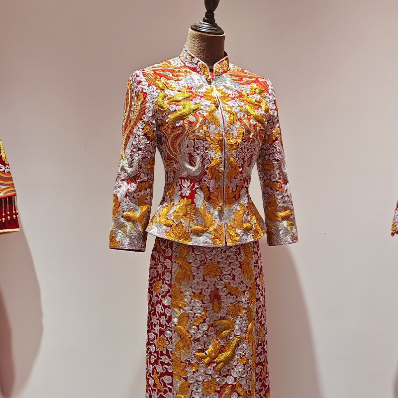 租赁金色龙凤褂立体盘金绣秀禾B服中式新娘结婚婚纱礼服新款出租