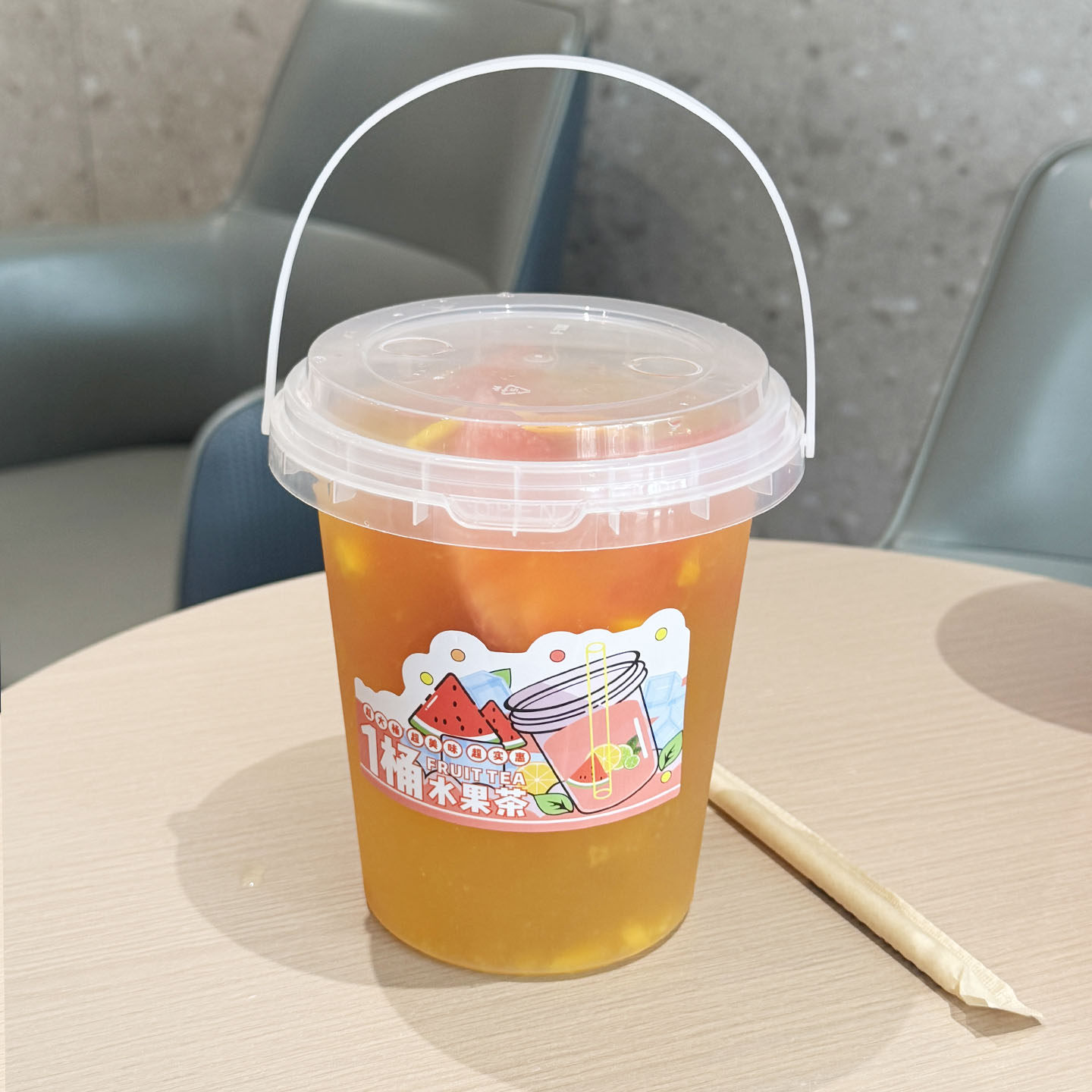 一次性超大杯水果桶奶茶加厚带盖提手1000ml巨无霸塑料杯冰饮外带
