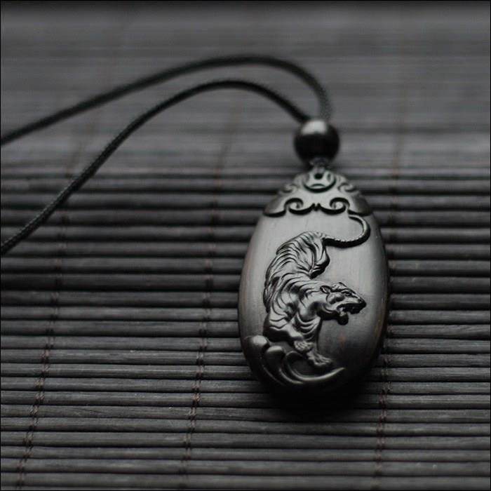 紫光檀黑檀印度小叶紫檀木雕 12生肖虎马猪鸡猴 项链吊坠刻字定制