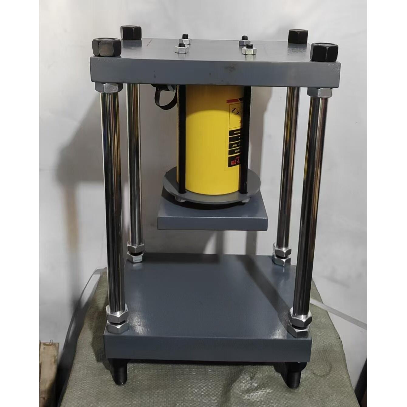 小液压机精密加工测试实验金属墨石粉末打饼器压模具锻压机压力机图片