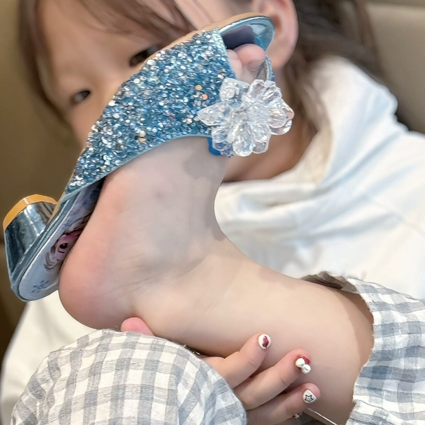 女孩小童女宝艾莎儿童凉拖鞋闪女童拖鞋夏季爱莎水晶软底公主高跟