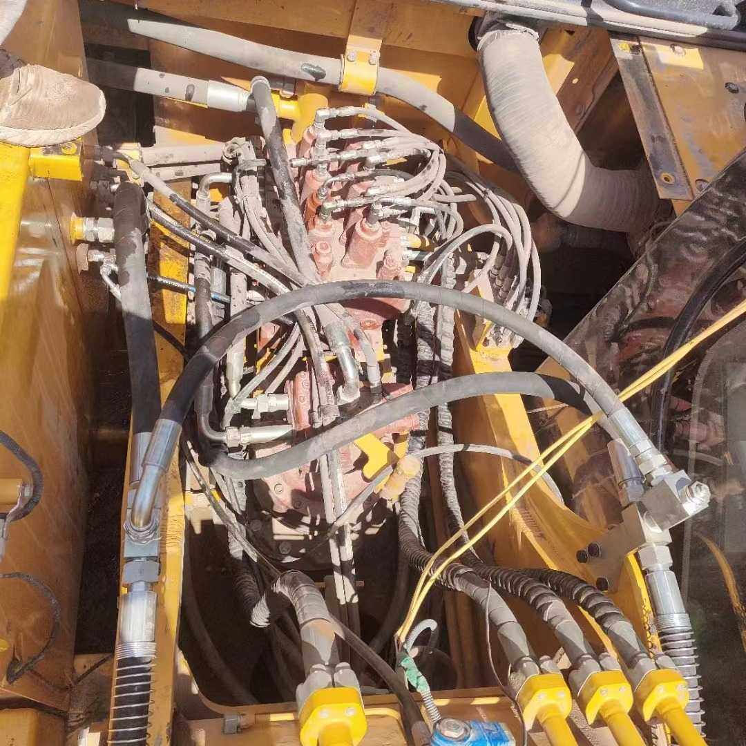 挖掘机破碎锤管路柳工920E 液压管路 液压破碎锤管路配套,电子元器件市场,其它元器件,淘宝优惠券,粉丝福利购,淘宝优惠卷