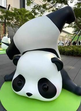 卡通大熊猫玻璃钢雕塑商场步行街幼儿园大型可爱动物引流装饰摆件