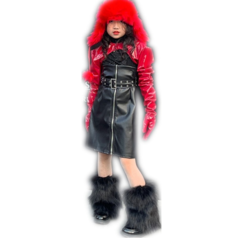 模特T台比赛儿童演出服潮童舞台走秀表演服装元宇宙科技感时装秀