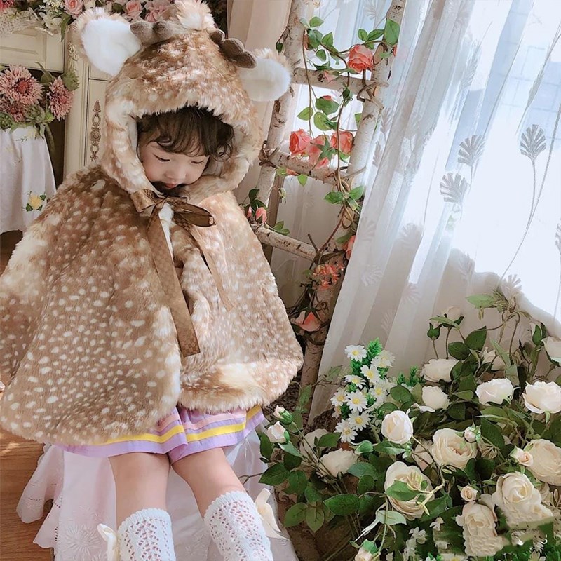 女童可爱圣诞斗篷2024秋冬季小鹿毛毛披肩连帽拍摄演出中小童披风