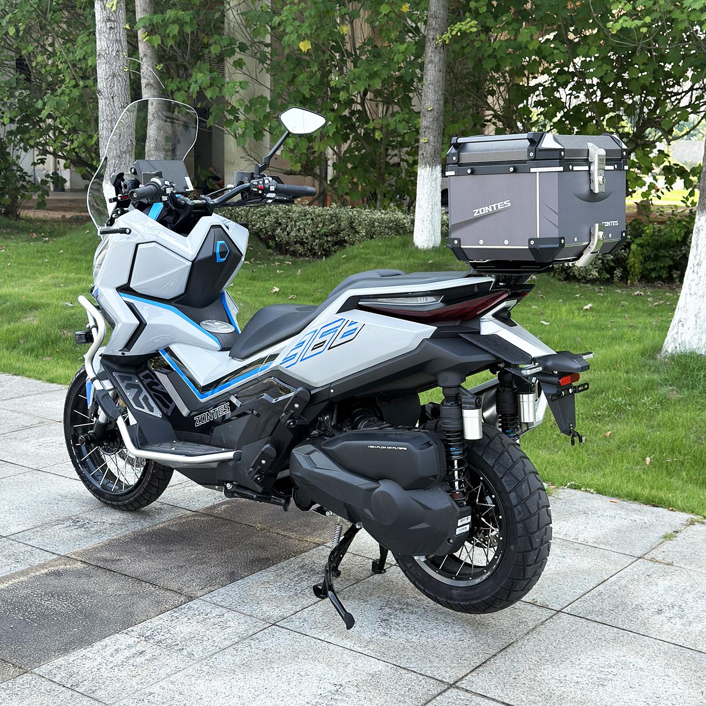 盛世368g改装后行李箱架尾箱架底板铝合金尾箱成威行李箱45L尾箱