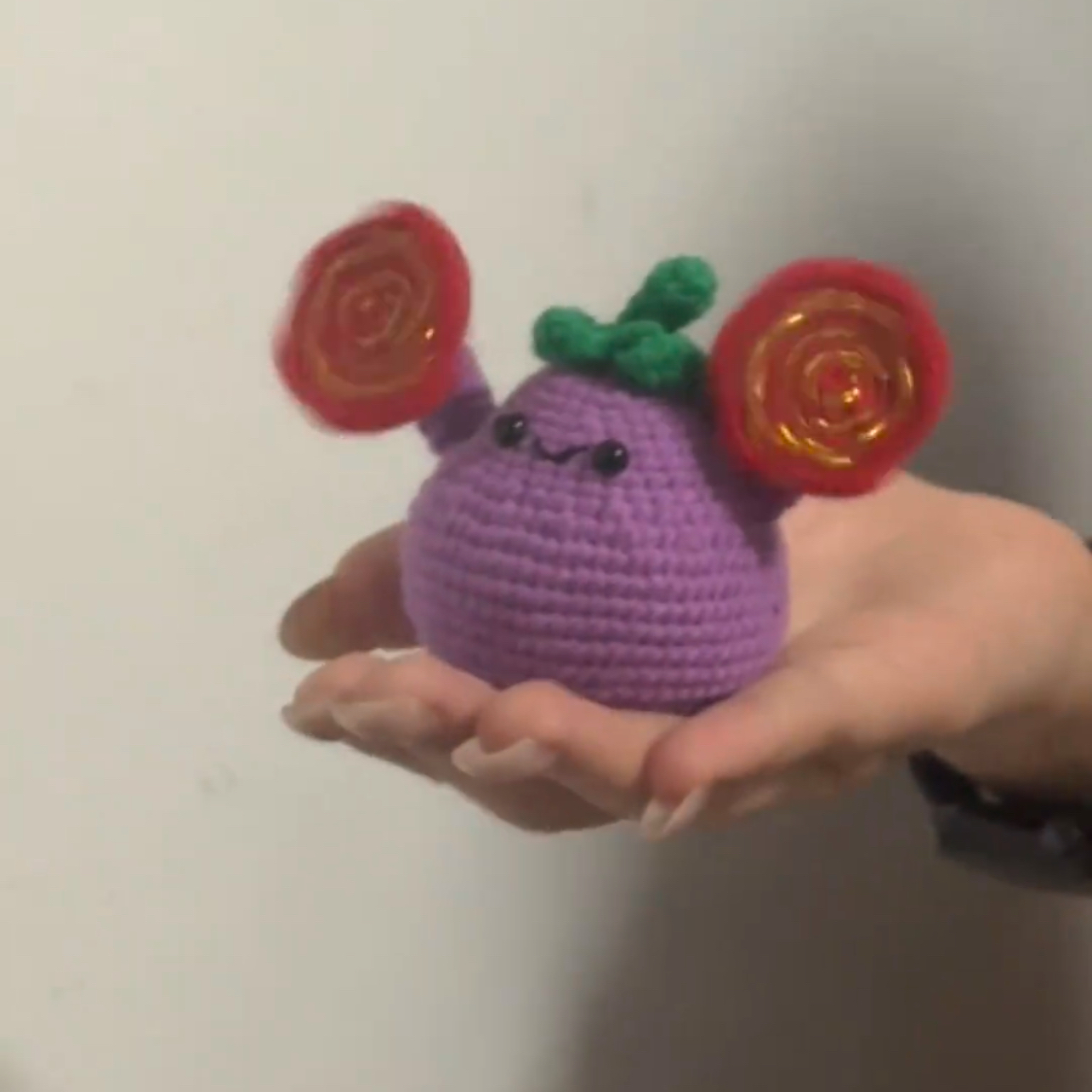 二人转茄子玩偶新款可爱钩针编织diy材料包毛线钩织挂件紫色