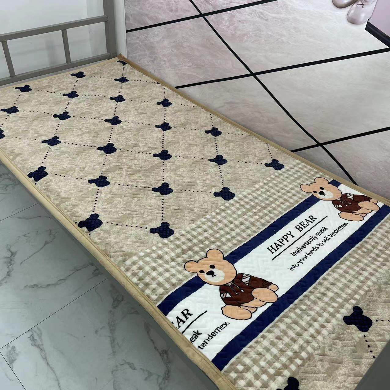 绗缝冬季加厚牛奶绒床盖.学生宿舍床飘窗沙发垫