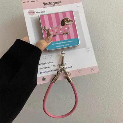 网红刺绣腊肠狗适用华为pocket2折叠屏手机壳小米mixflip手绳三星Galaxyzflip6女款OPPOFindN3Flip荣耀vivo女