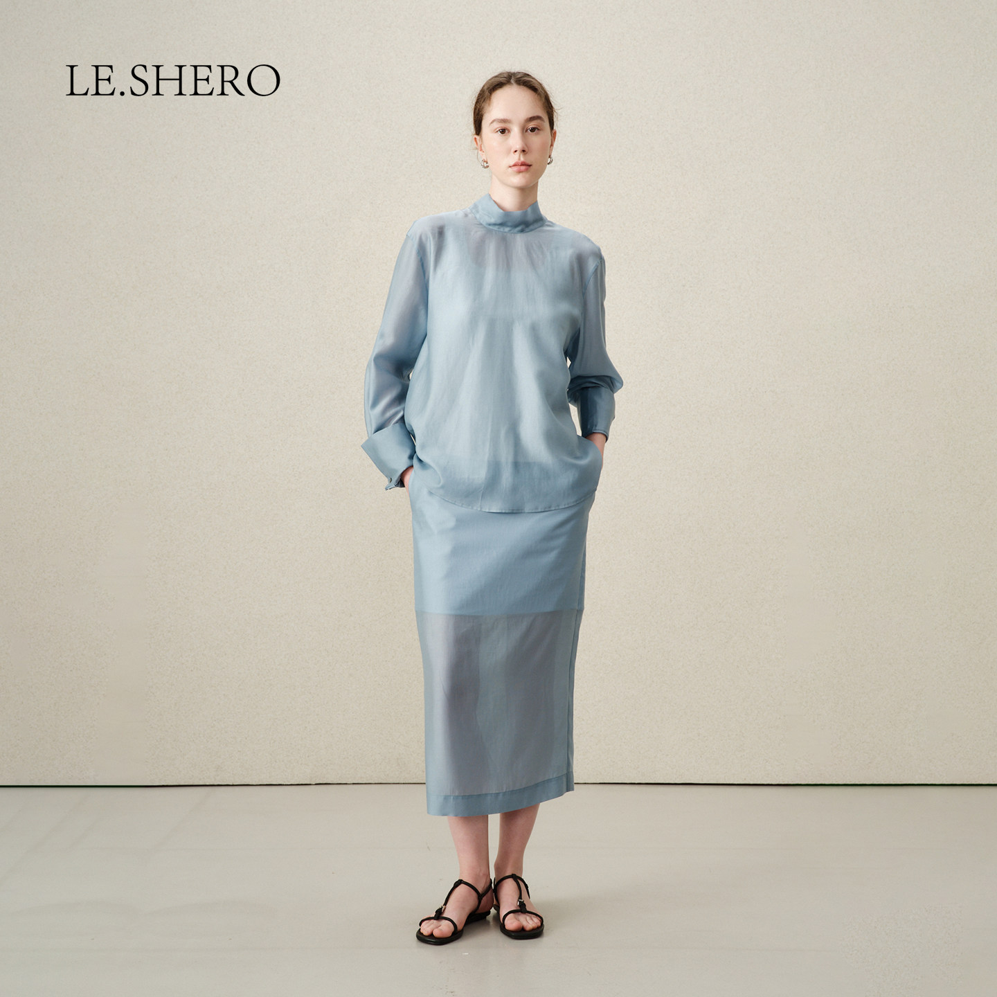 LE.SHERO原创设计天丝混纺飘带微透休闲立领长袖上衣半身裙两件套