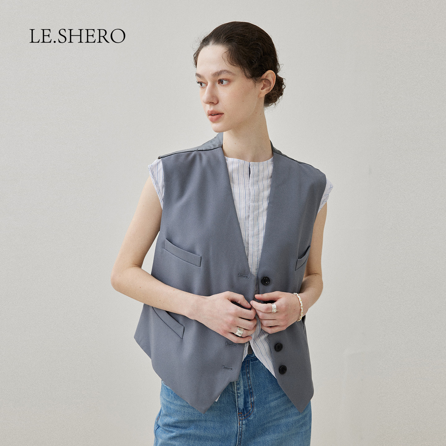 LE.SHERO气质v领单排扣外搭马甲女时髦洋气夏季新款薄款西装马夹,女装/女士精品,马夹,淘宝优惠券,粉丝福利购,淘宝优惠卷