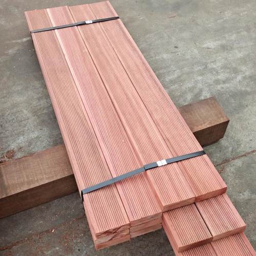 菠萝格防腐木地板户外露台栈道公园实木料红巴劳地板南美凉亭立柱