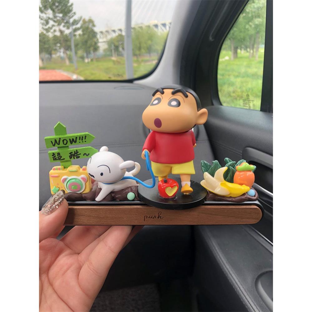 蜡笔小新汽车摆件仪表台车载停车号码牌挪高级感创意个性车内装饰