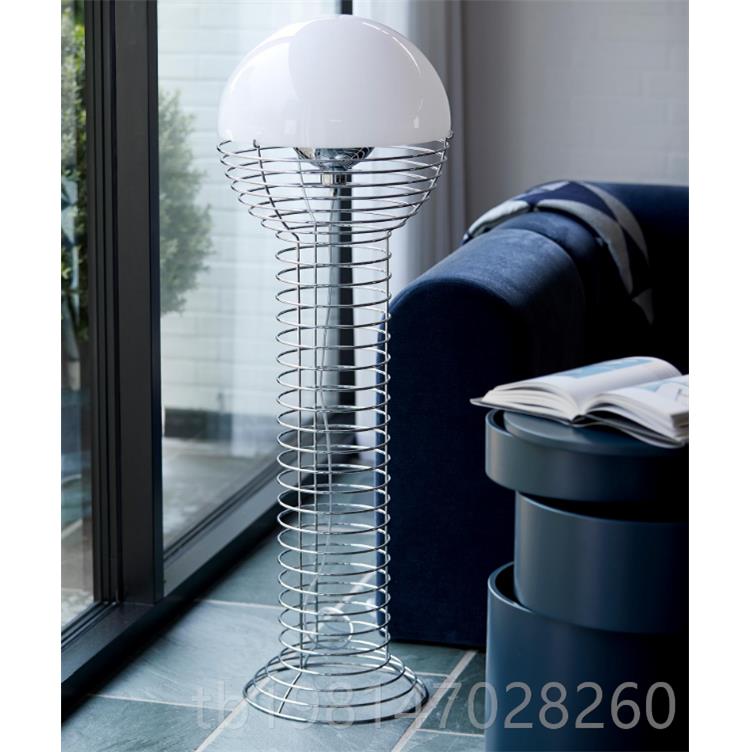 正品现北欧verpan台灯 摄影装饰灯复古ins少女 卧货室床台灯头灯