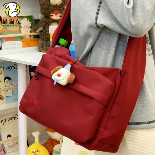 简约百搭通勤学生帆布斜挎包